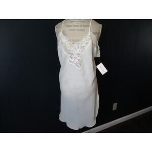 Vintage Judith Hart NOS Sheer White Floral Embroidered Chemise Size Large